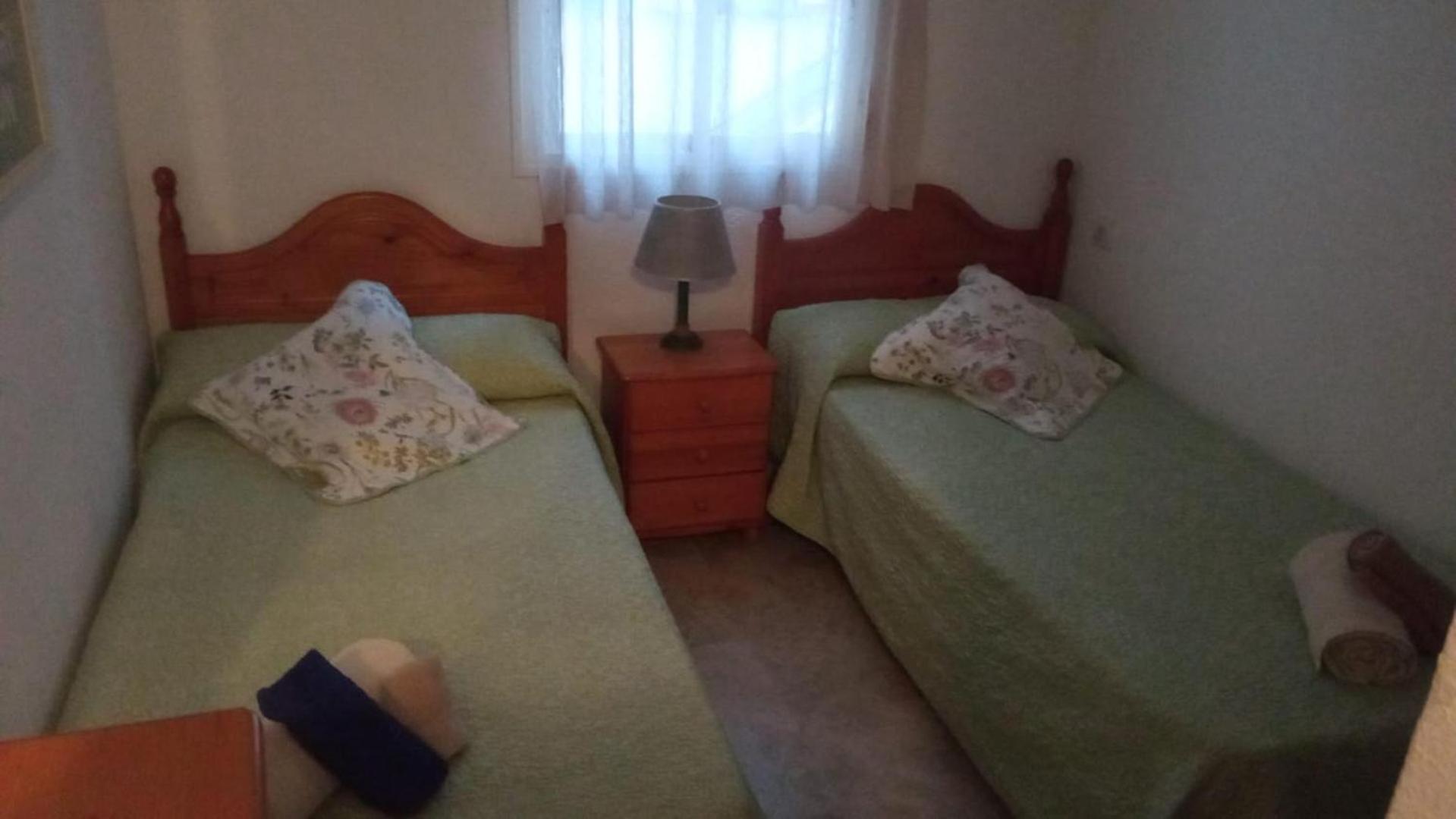 Central 2-Bed Apartment In Estepona Port Kültér fotó